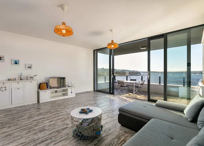 Sunset Bay With Pool In * Medulin