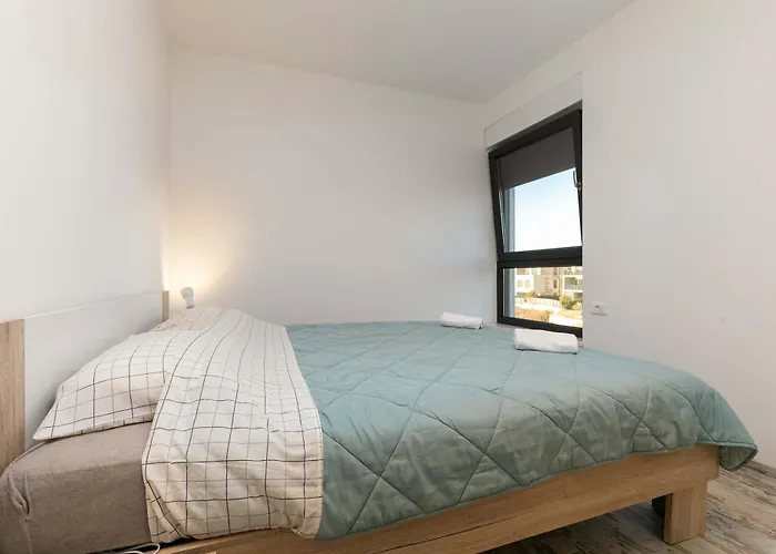 Sunset Bay With Pool In Lejlighed Medulin